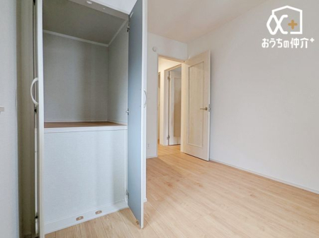 ̑ 2K@4.5̗mɂ̓N[[bgBXbLЕt܂B