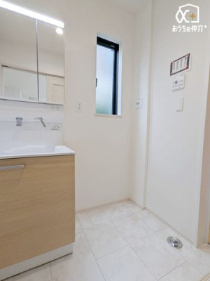 ʑEʏ ʕǍDȃh[Xy[XłB