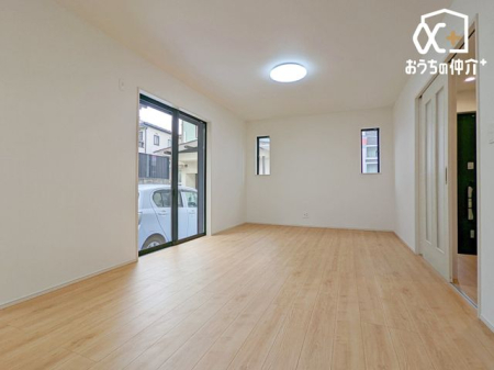 rO rO̗lqłB ƂrÓAe[u\t@uĂ]T̂郊rOłB