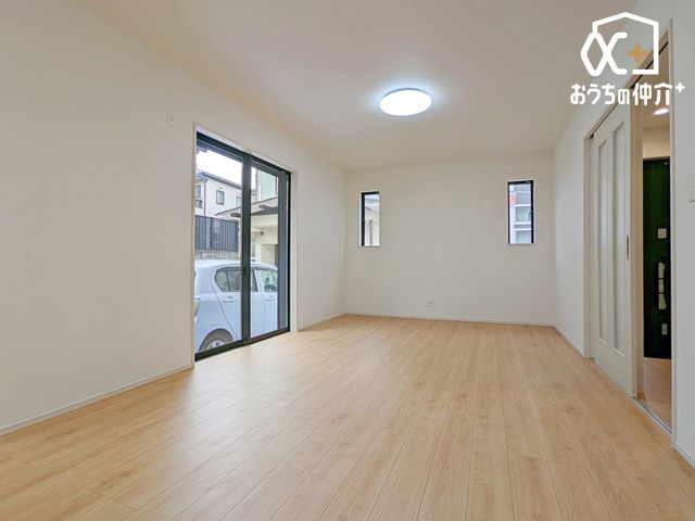 rO rO̗lqłB ƂrÓAe[u\t@uĂ]T̂郊rOłB