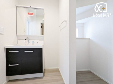 ���ʑ�E���ʏ� ����������ʕ����ǍD�ȃ����h���[�X�y�[�X�ł��B