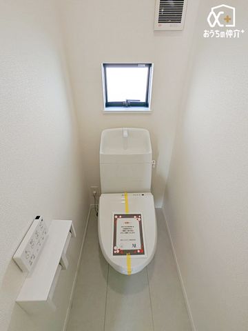 �g�C�� �����̂���2�K�̉������֍��t�g�C���ł��B