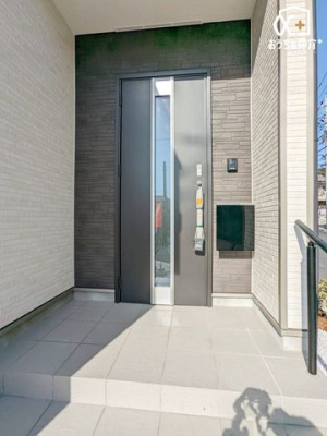 ���� �O���猩�����ւ܂��̗l�q�ł��B���񌻒n�ɑ����^��ł����������������������B