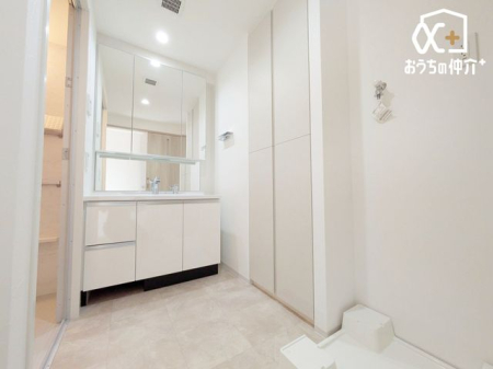 ʑEʏ ʎɂ͎[Xy[X[B^I⏬XbLځB