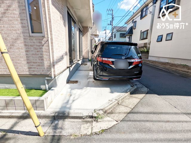  J[Xy[X̗lqłBOʓH͌ʗʂȂAԂ̏oSăX[Yɍs܂B