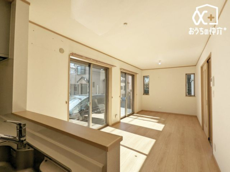 rO Lb`猩rO̗lqłBȂ炲ƑƃR~jP[VƂ邱Ƃł݌vłB