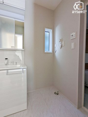 ʑEʏ ʕǍDȃh[Xy[XłB