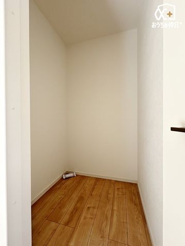 ���[ ���r���O�̃E�H�[�N�C���N���[�[�b�g