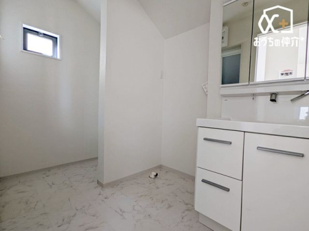 ���ʑ�E���ʏ� �L�X�Ƃ������ʃX�y�[�X�ŁA�Z�������̎x�x���X���[�Y�ł��I