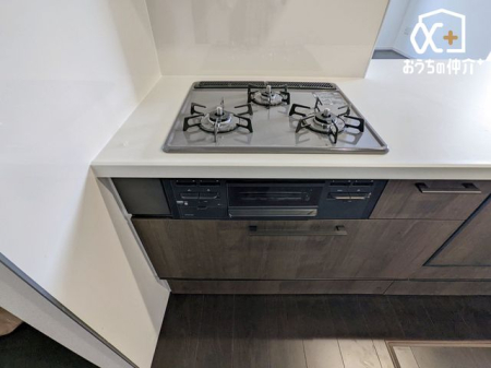 �L�b�`�� �����ɒ������ł��Ă��������͂��ǂ�3���R�����̃L�b�`���ł��B�������͖����̂��ƂȂ̂Ō����ǂ����������ł���̂͊������ł��ˁB