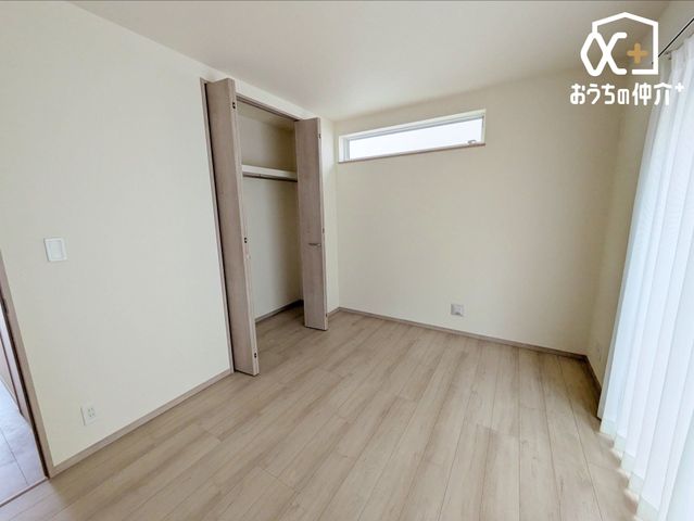 ���̑����� ���r���O�ׂ��6���̗m��