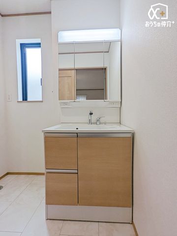 ʑEʏ Oʋ̎dlɂȂĂ܂̂ŁAƑꏏɂȂĂ̎xx₷ȂĂ܂B̗͎[ɂȂĂ萶ȂBX^CbVȐʑ𐥔񂲊\B