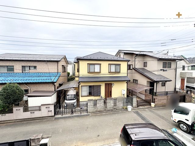 ̑ w}V̒]Ƃ͈ႤAˌĂȂł͂̋ƊX