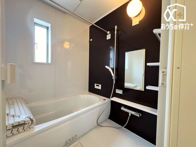  `Bash`BoX[ŃbNXoX^CBoX^uɂĊȂSƑ̂tbVI