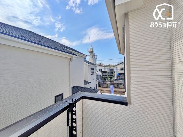 �o���R�j�[ �V���v���Ȑ݌v�ŁA�|���⃁���e�i���X����Ԃ��炸�ȉ��K�o���R�j�[�ł��B