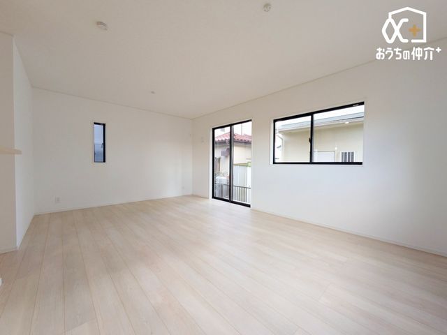 ���r���O ���邢�����������ރ��r���O