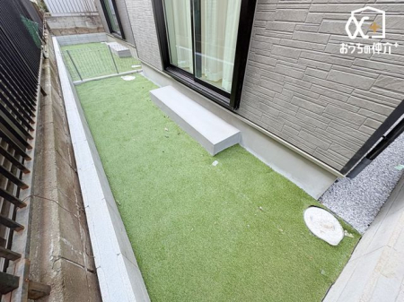 ���̑� ��̗l�q�ł��B�K�[�f�j���O�ȂǊy���߂܂��B