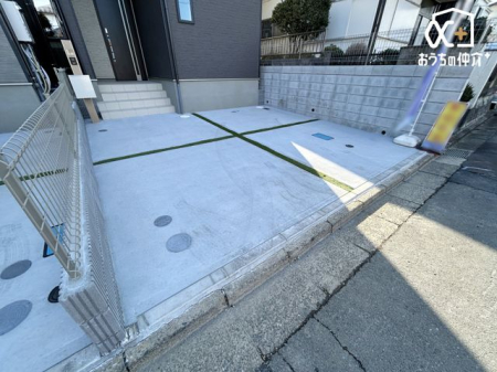  �k��4.0���ړ��ɖʂ������ԏ�͎Ԓʂ肪���Ȃ��Ԃ̏o�����ꃉ�N���N�I