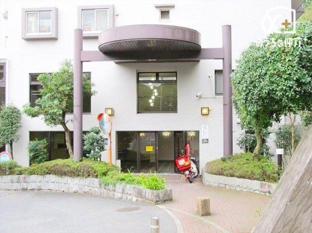 �G���g�����X �؁X�̗ΖL���ȋ��L�X�y�[�X