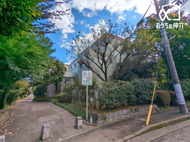 ̑ ƕ炵ɂ߂AÂŐSnǂZɂȂĂ܂BFl̂₢킹҂Ă܂I