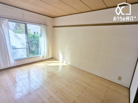 q qƂĂ\ȍL邨łBƑẌ炬̋ԂmۂłAvCx[gȃxbh[͕炷̊őグ̂łB