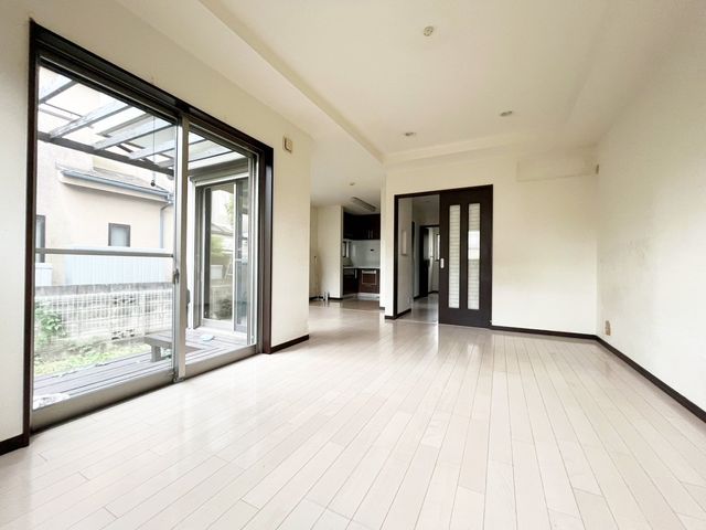 rO ƑWkcj͍LXƂPV`~łKɉ߂鏰g[t