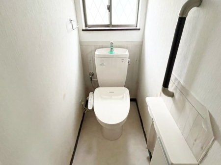 gC PK֍tgC̗lqB󂯂鎖ŊC₷A邢gCłI