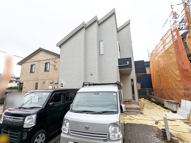 ̑ rO͐lC̃R~jP[VLɂȂ郊rOCKiI