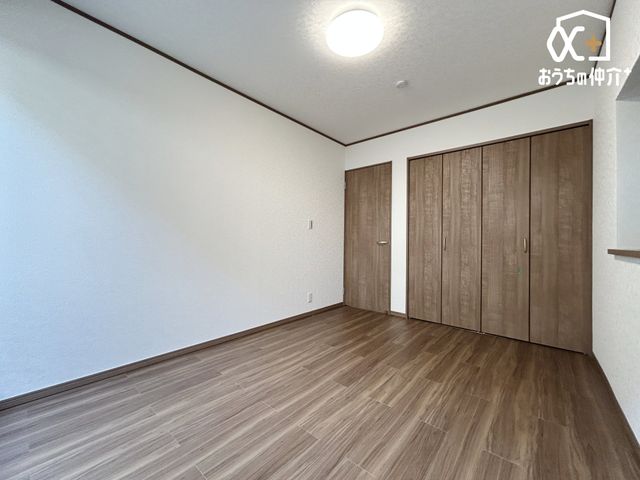 �q������ -