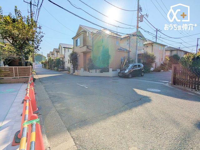 nOώʐ^ 悤ȐwiɁAXƘȂޓ@́Az̉b𑶕Ɏ󂯂BLт₩ŊJIȒ]ƁAՂƍ~蒍zɁAɏZ܂ґƎĒ܂