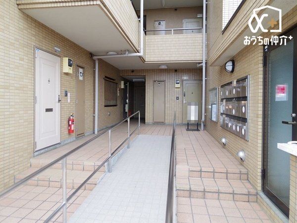 �G���g�����X �X���[�v������Ԃ�����x�r�[�J�[�����S