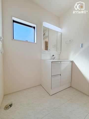 ʑEʏ gxxƂčsLXƂʉϑ