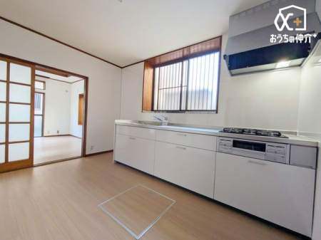 nOώʐ^ `Kitchen`gLb`炱AH̏yԂɁAZłX[YɖʂȂƂłAȒPɂłȂǁAyLb`Xy[XɎdグ܂B