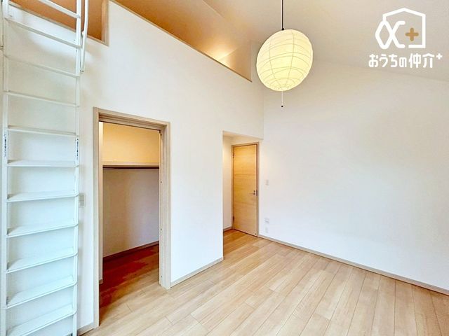 Q QƂĎgȂłBL߂̍Ǝ[BoRj[ɖʂAJՂȃvCx[gԂłB