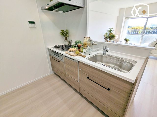 Lb` lC̑Ζʃ^CṽLb`IzV₷H̏Еt͂ǂ܂BȂ烊rOnAqlVԗlqȂ̂AhƃAhoCXł܂