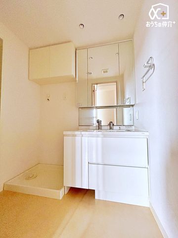 ʑEʏ Ƒ݂ȂgʎBZɂ͎g₷ʎŁAXeLȈ̃X^[g܂傤B