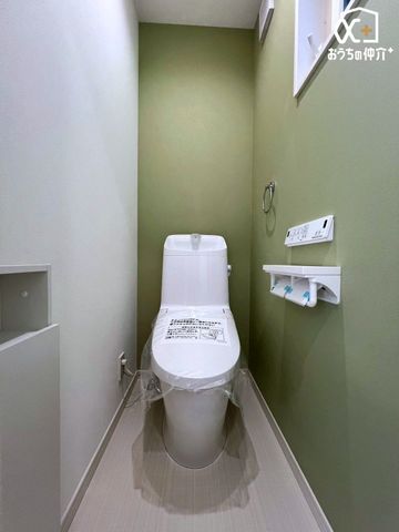 �g�C�� 1�K��2�K�ɂ��ꂼ��g�C����ݒu�B���̃o�^�o�^���鎞�ԑтɂ����ݍ������ƂȂ����K�ɂ��g�����������܂��ˁB