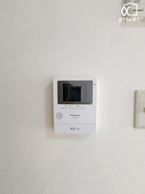 ̑ hƖʂłSTVj^[tC^[złB