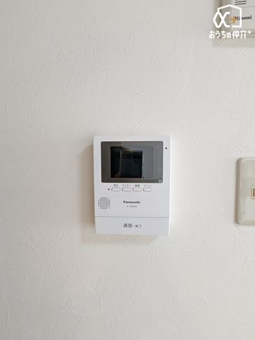 ̑ hƖʂłSTVj^[tC^[złB