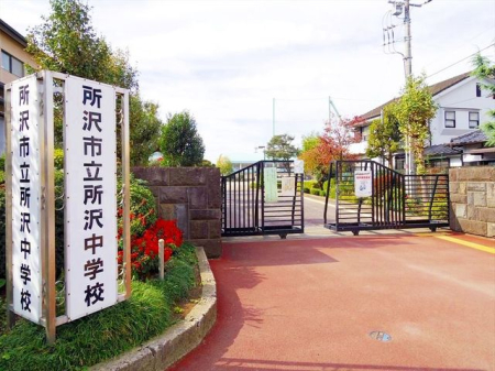  s򒆊wZ k7Bk17BVhuqwv߂̍LXƂ~n钆wZł܂BӊĂ܂B 500m