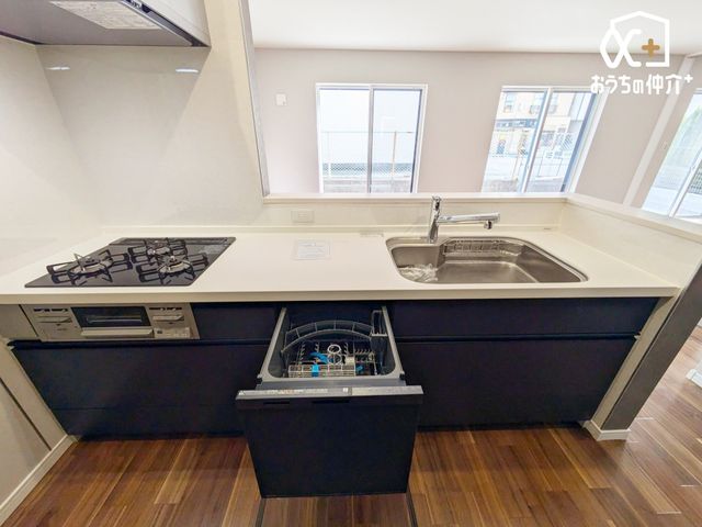 Lb` `Kitchen`H򊣑@̃VXeLb`̗pI͐ߐɂqD̂łBŐ򂷂̂ŉ藎Ƃ܂