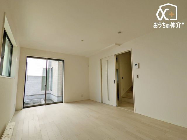 rO 邢z˂݁AƑc̎߂rO_CjOBAnɂėzm߂B