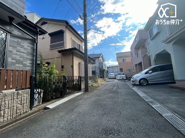 nynʐ^ `Appearance`̂UKȗ΂Ɍb܂ꂽGAŁARɕ܂ꂽ₩ȕ炵邽߂̂Ƃ肠ZĂ܂B