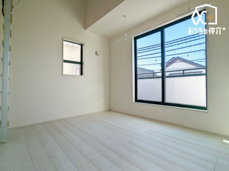 Q EH[NCN[[bgt̐Q̗lqłBoRj[̒gȗz˂ƁA[͂LxȃEH[NCN[[bgtĂQ́AX̕炵wLȕ֕ςĂ܂B