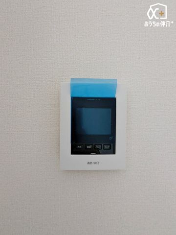 ̑ hƖʂłSTVj^[tC^[złB