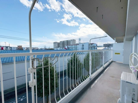 oRj[ 炩ȗz˂~oRj[BwiɐSn悢Ă܂BO֏oĊJ𖡂킦ԂłB