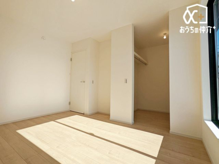 Q EH[NCN[[bgt̐Q̗lqłBoRj[̒gȗz˂ƁA[͂LxȃEH[NCN[[bgtĂQ́AX̕炵wLȕ֕ςĂ܂B