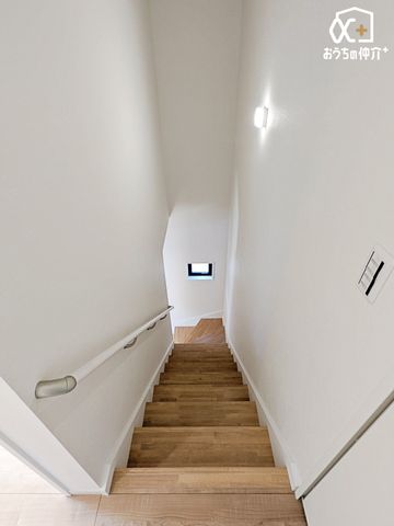 ̑ 邭A肷tňSȊKiłB