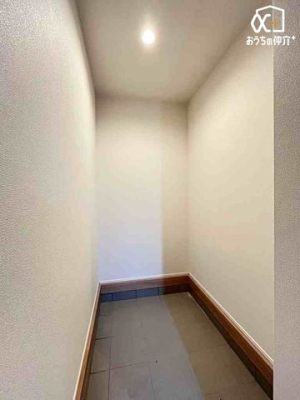 ���[ �V���[�Y�N���[�N�̗l�q�B