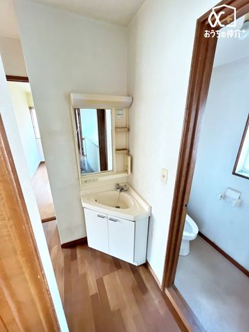 nOώʐ^ QK̐ʂ̗lqłB􂢂̑OɐݒuĂ̂͊łˁB